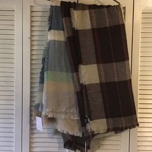 Pair of wraps NWT